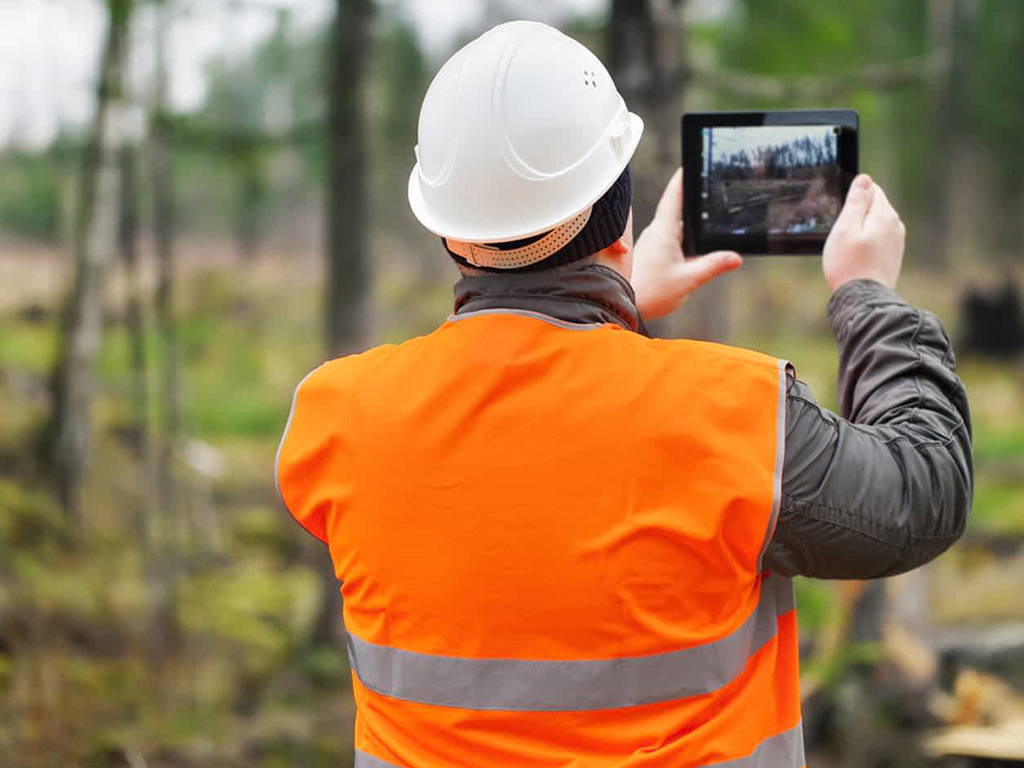 mobile forms apps for health and safety main 1024x768px